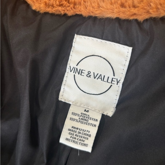 NWT bronze Faux Fur Coat - Picture 6 of 7